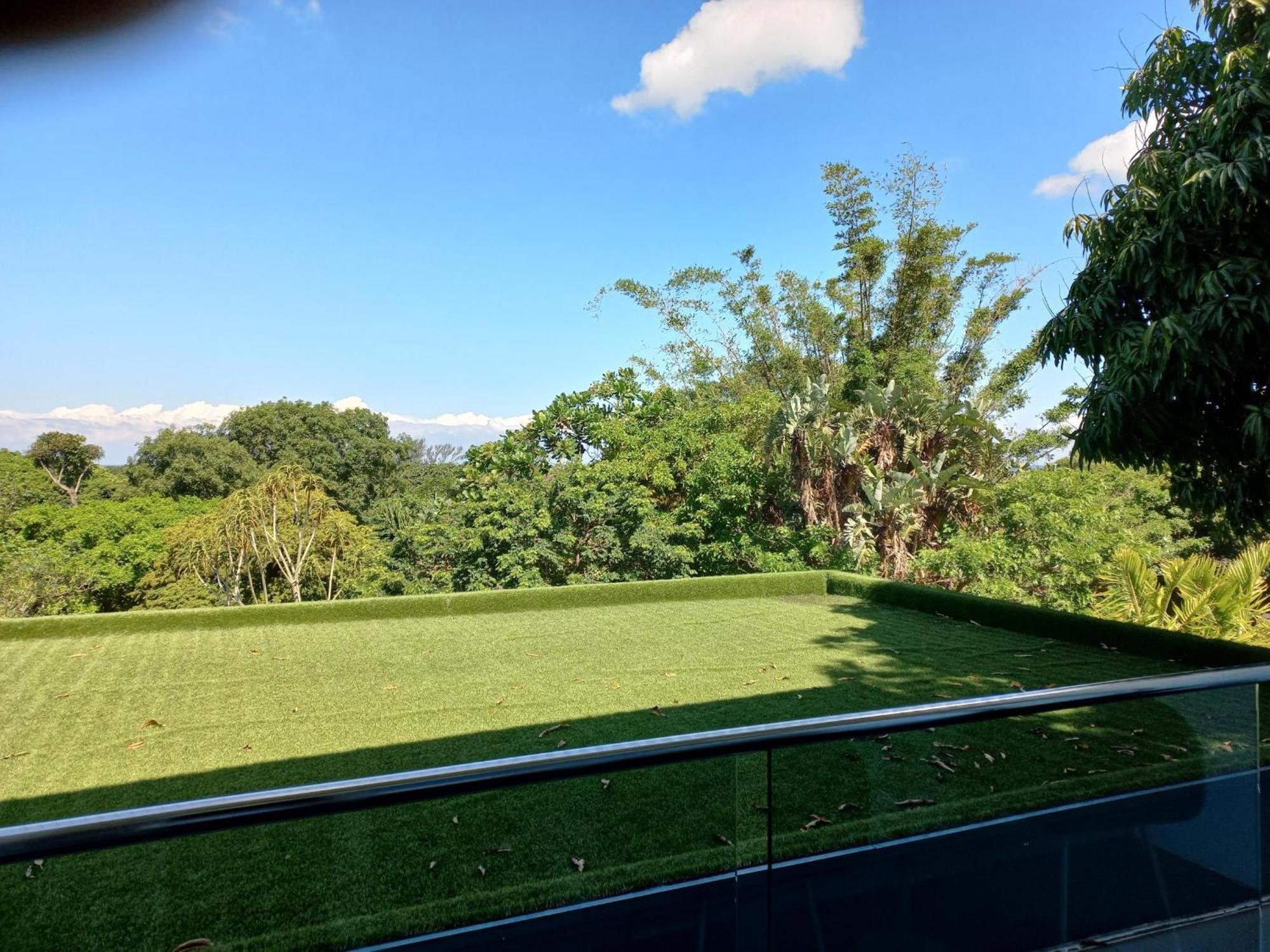 Serene-Estate Boutique Guesthouse Сент-Люсія Номер фото